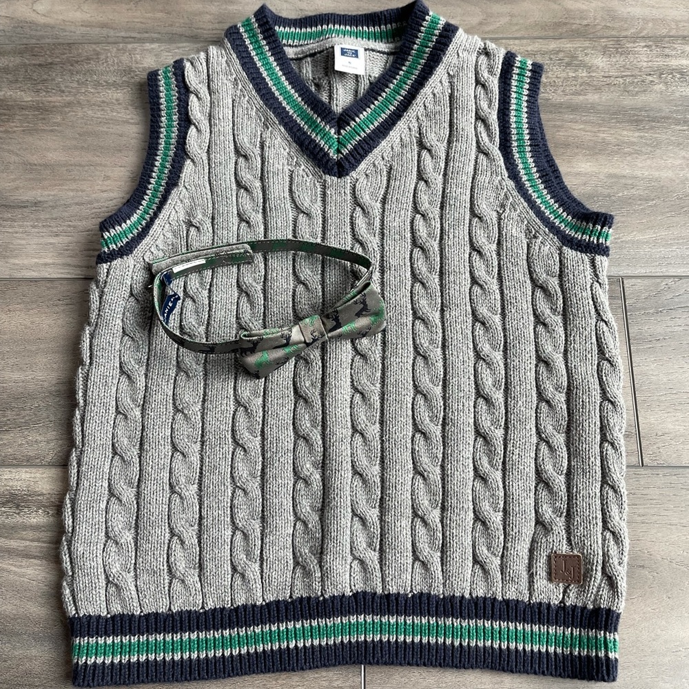 EUC Janie & Jack Sweater Vest and Deer Bow Tie